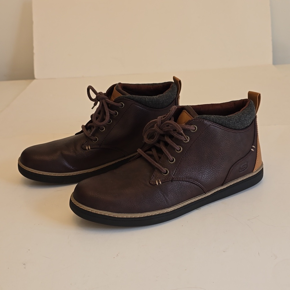 Skechers Men's Chukka Red Brown Boots Air Cooled Helmer Lace Up Size 10